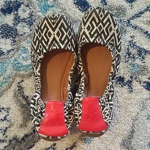 Lucky brand print flats